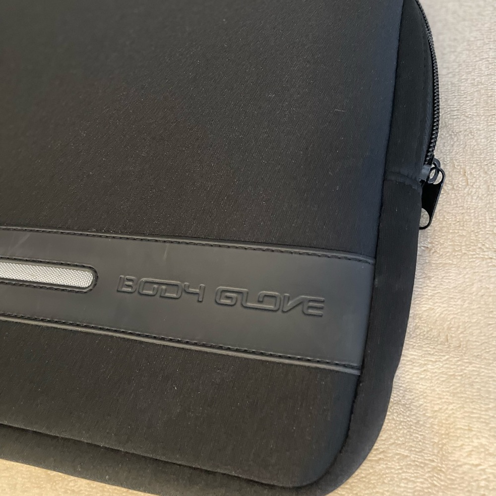 Body Glove Tech Zip Case - One Size - Picture 2 of 9